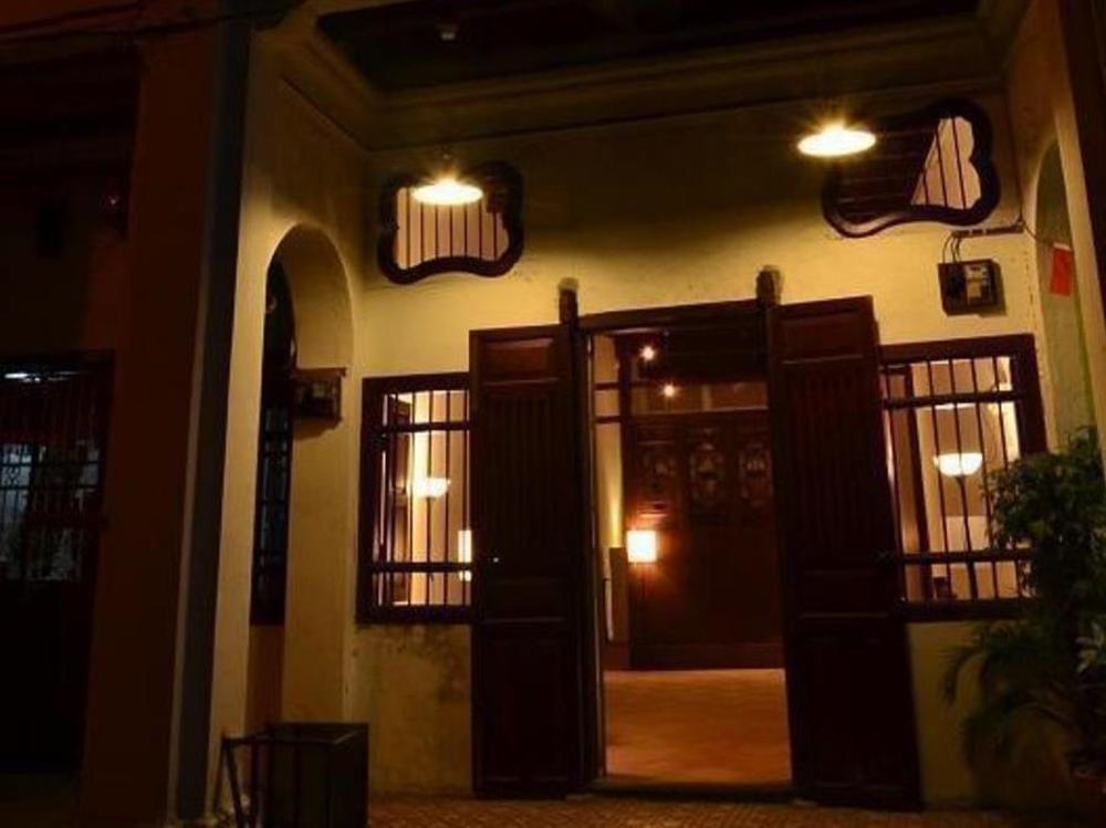 Love Lane 56 Hotel George Town Exterior photo